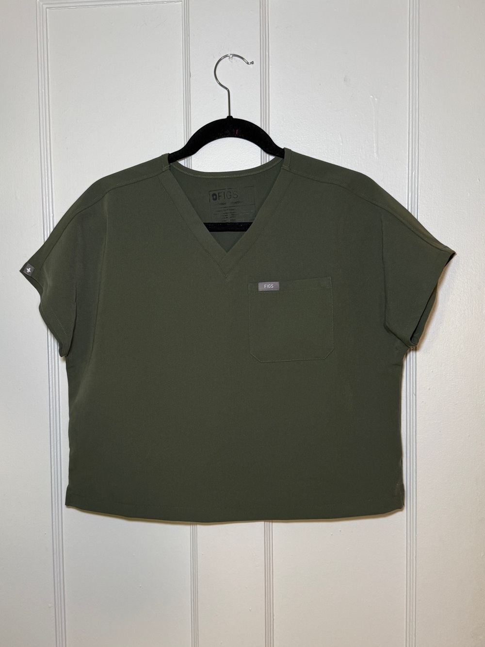 FIGS Crop Top Scrub Set